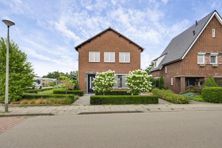 LINNE					Eikenstraat 21