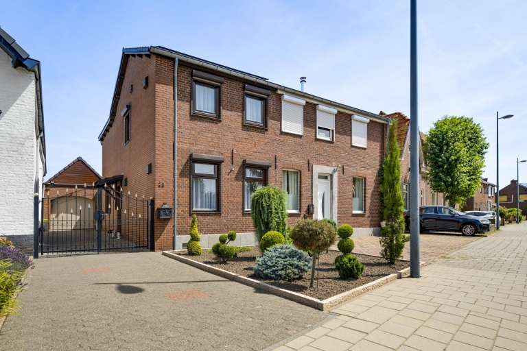 ROERMOND					Burgemeester Thomas Wackersstraat 23