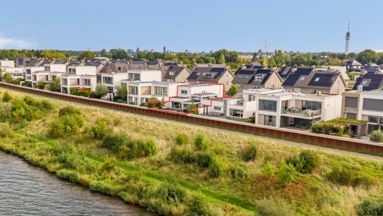 HERTEN					Aan de Dijk 166