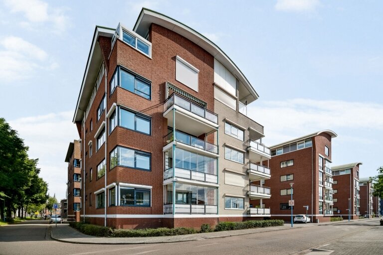 ROERMOND					Maasboulevard 11